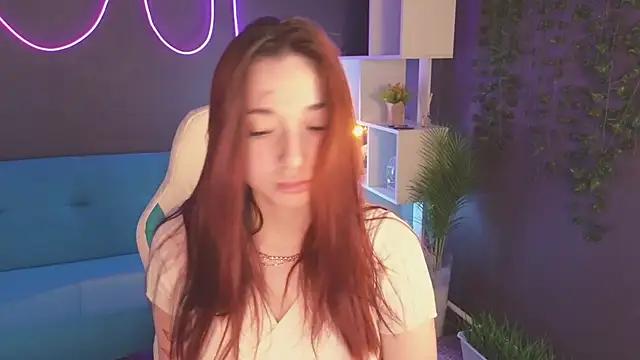 Check-out your craziest wishes with our pick of gaming cams models, featuring big knockers, round tails and tight twats.