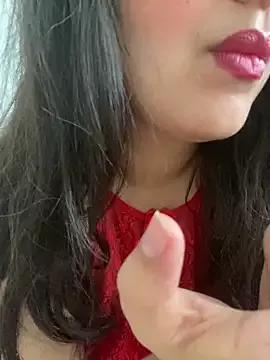 yassminsexy22 from StripChat is Freechat