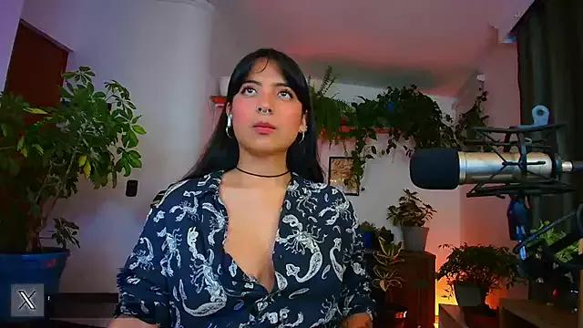Photos of Yeriawaddell_ from StripChat is Freechat