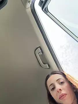 Yesmoree from StripChat is Freechat