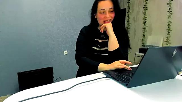 Yesss_Lilith from StripChat is Freechat