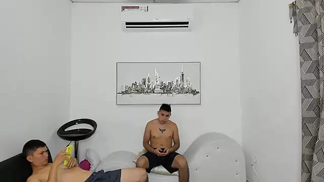 Check-out your craziest wishes with our pick of gaming cams models, featuring big knockers, round tails and tight twats.