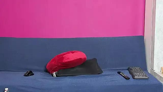 Check-out your craziest wishes with our pick of gaming cams models, featuring big knockers, round tails and tight twats.