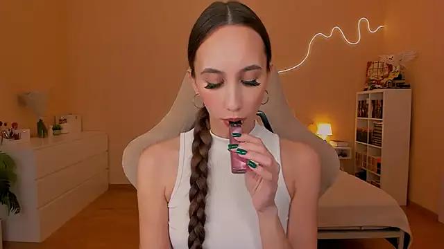 Check-out your craziest wishes with our pick of gaming cams models, featuring big knockers, round tails and tight twats.