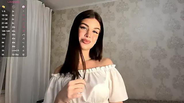 YourFavoriteTeenager from StripChat is Freechat