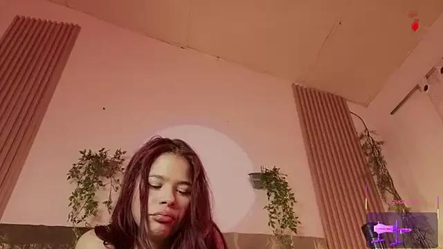YourgirlAmmi from StripChat is Freechat
