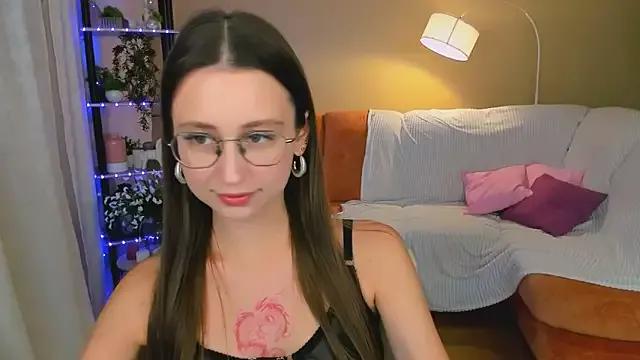 YourLovellyStory from StripChat is Freechat