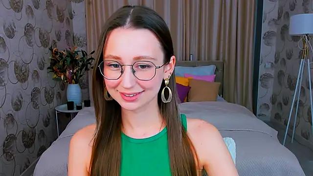 Check-out your craziest wishes with our pick of gaming cams models, featuring big knockers, round tails and tight twats.