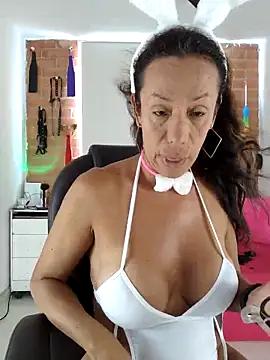 Check-out your craziest wishes with our pick of gaming cams models, featuring big knockers, round tails and tight twats.