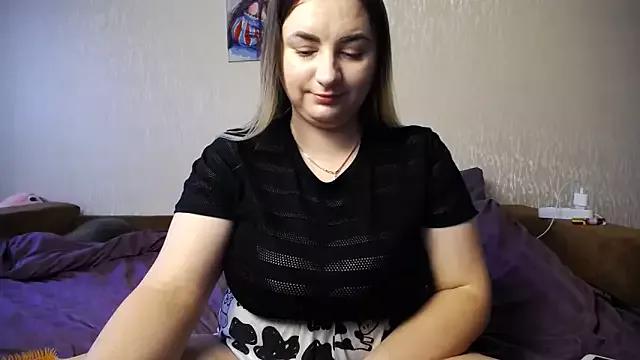 Check-out your craziest wishes with our pick of gaming cams models, featuring big knockers, round tails and tight twats.