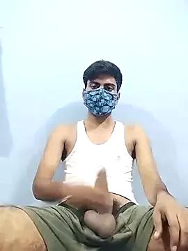 YourTarzan from StripChat is Freechat