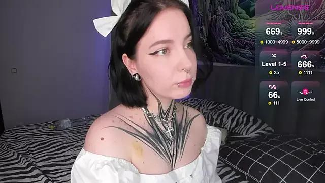 yourvodka from StripChat is Freechat