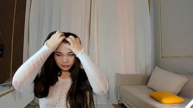 yummmymommy from StripChat is Freechat