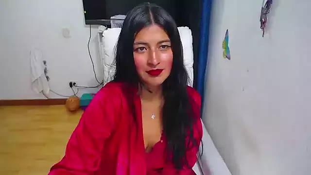 Photos of Yunhot_ from StripChat is Freechat