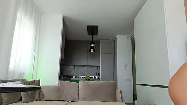 Yvonna_One webcams show profile image 
