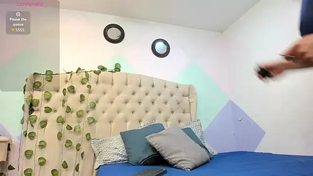 Check-out your craziest wishes with our pick of gaming cams models, featuring big knockers, round tails and tight twats.