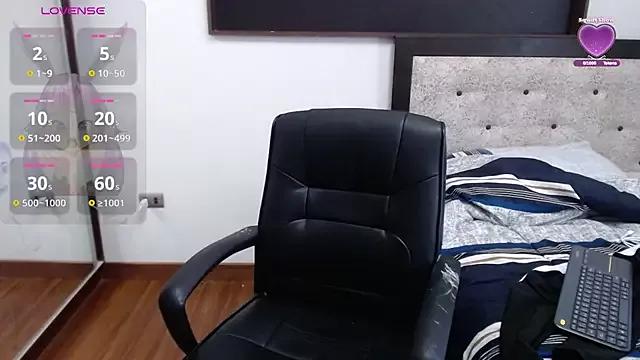 zalibloom from StripChat is Freechat