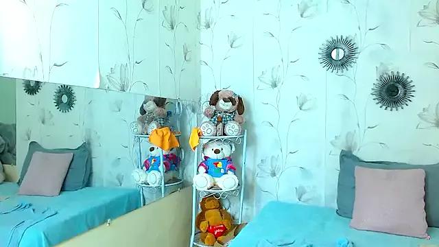 Check-out your craziest wishes with our pick of gaming cams models, featuring big knockers, round tails and tight twats.