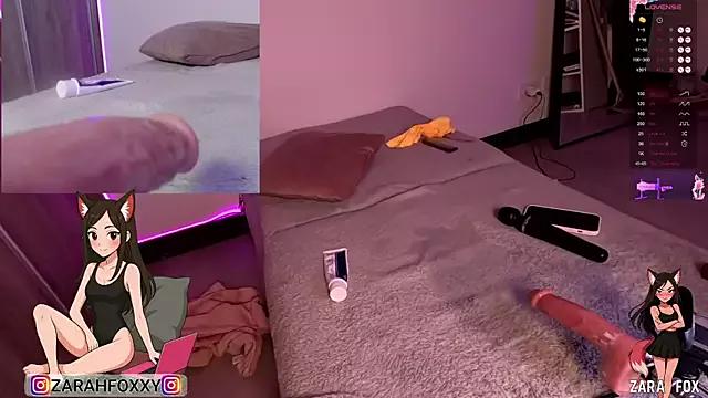Photos of ZaraaFox from StripChat is Freechat