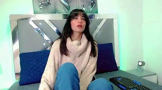 ZaraDames from StripChat
