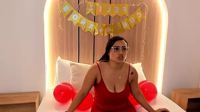 Check-out your craziest wishes with our pick of gaming cams models, featuring big knockers, round tails and tight twats.