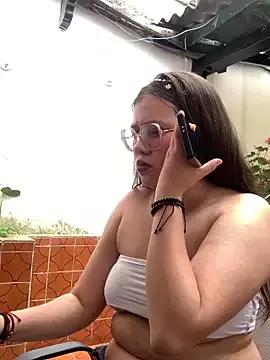 Zoee_pink from StripChat is Freechat