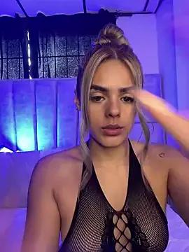 ZoeJohnsoon from StripChat is Freechat